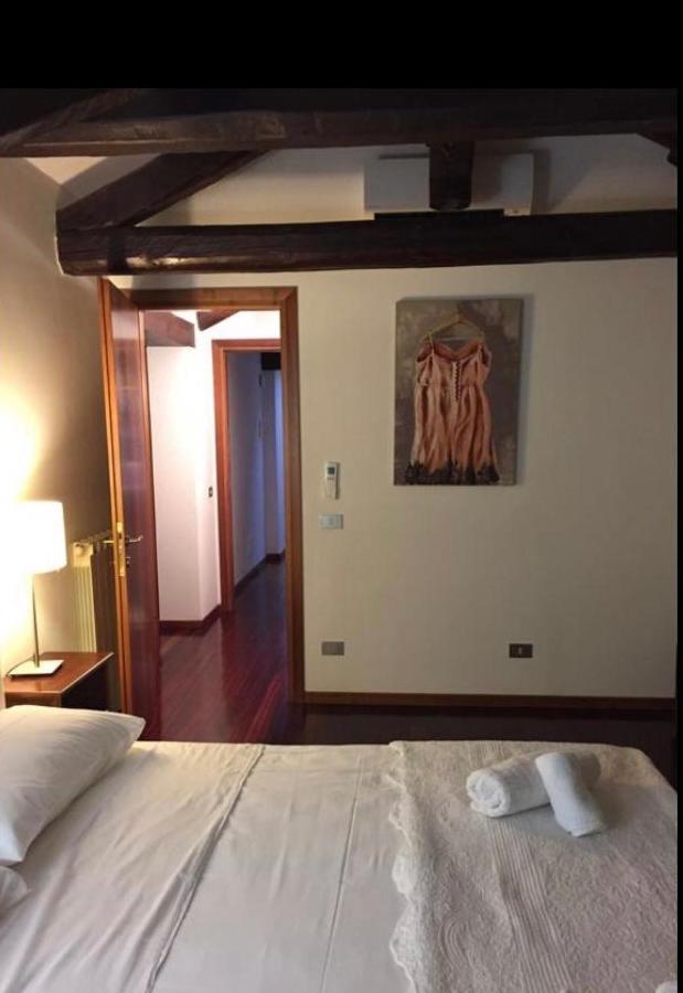 Stylish Penthouse Apartment In Venice Lido, 10 Minutes From Saint Marks Square Венеция-Лидо Экстерьер фото