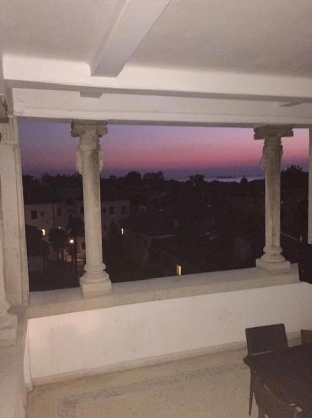 Stylish Penthouse Apartment In Venice Lido, 10 Minutes From Saint Marks Square Венеция-Лидо Экстерьер фото